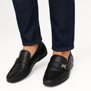 GUESS Mens GMLEN Metal Logo Accent Casual Black Slip On Leather Loafer Size 9 M